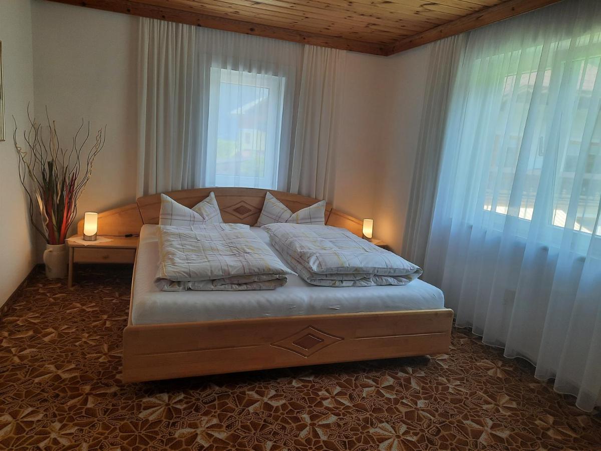 Haus Gruenwald Appartement Gosau Buitenkant foto